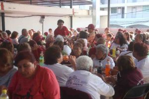 Impulsan turismo de adultos mayores a Acapulco