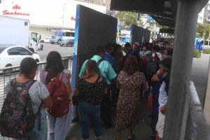 Bajo coerción, paran labores choferes del Acabús