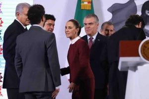El gobierno federal anuncia un incremento de 12% al salario mínimo a partir de enero