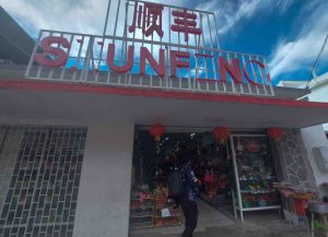 Hay auge de tiendas que venden productos de origen chino después del huracán Otis