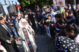 En la Basílica, agradece el obispo Vera a padres de los 43 que mantengan el reclamo de justicia
