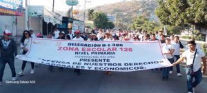 Persisten las protestas en el sector educativo; cuatro mil trabajadores marchan en Iguala