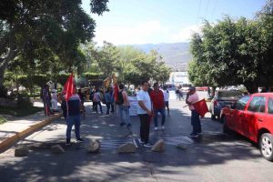 El SNTE y SEG firman 12 acuerdos para solucionar demandas de Educación Especial