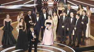 Premia el Oscar al cine independiente; Anora se lleva cinco y le dan a Emilia Pérez dos