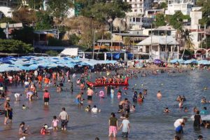 Celebran lleno en hoteles y restaurantes líderes de la CTM y hoteleros del Acapulco Tradicional