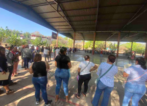 Inicia en Altamirano la entrega para la Tierra Caliente de tarjetas bancarias de la beca Cetina