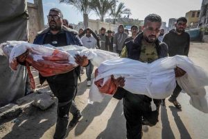 Suman 404 palestinos muertos por los nuevos bombardeos de Israel en la Franja de Gaza