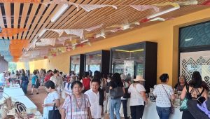 Exponen con éxito productores de Guerrero en el Complejo Cultural Los Pinos; tienen buenas ventas