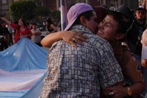 Protestan colectivos trans en la Cámara de Diputados; demandan que los legisladores hagan leyes a su favor