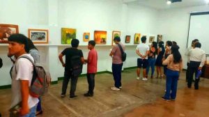 Presentan obra de creadores plásticos de Guerrero, Oaxaca y Cdmx en exposición en Ica, Perú