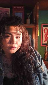 Busca escritora, mediante la crónica, crear un registro de las comidas populares de Guerrero