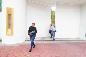 En reunión con viuda de Suástegui, ofrece Evelyn pedir a la FGE acelerar la investigación del crimen