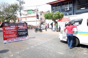 Cetegistas toman 20 oficinas alternas de la SEG en la capital como parte de la protesta nacional