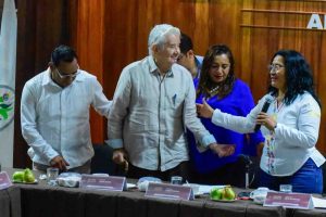 Nombra el Cabildo por unanimidad a Anituy Rebolledo como Cronista Municipal de Acapulco