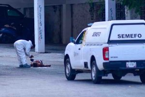 Asesinan a balazos a dos hombres, uno en el centro y otro en Caletilla