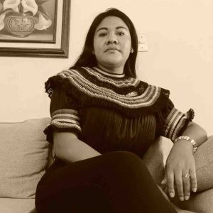 Señala la escritora ñu savi Fernanda Kookuilo’o los matrimonios forzados y el machismo en la Montaña