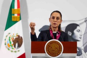 El conflicto en Medio Oriente puede impactar en el precio de la gasolina, advierte Sheinbaum