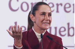 Sheinbaum acusa al INE de extralimitarse en la elección judicial; va por reforma electoral