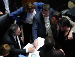 Pese al rechazo de colectivos, el Senado aprueba la iniciativa en materia de desaparición forzada