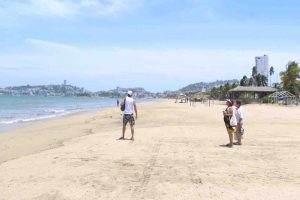 No hay lluvia en Acapulco, pero tampoco turistas