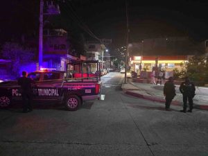 Asesinan a balazos a un taxista y a un peatón; a otro hombre lo persiguen y lo dejan herido