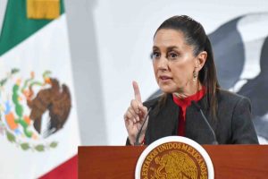 Es “totalmente exagerada” la decisión de EU de cerrar la frontera al ganado, dice Sheinbaum