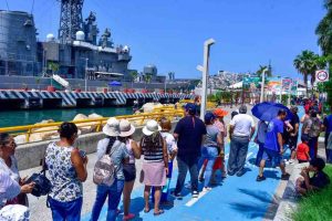 Atraen a miles los buques de la Marina de Japón