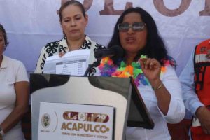 Da la alcaldesa el banderazo de limpieza de la Costera para darle más dignidad