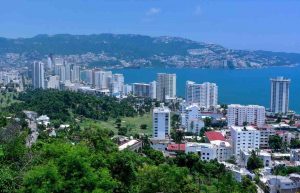 Cuestiona arquitecto las políticas públicas del desarrollo urbano en la historia de Acapulco