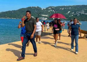 Liberan marquesanos el muelle tras tomar acuerdos con la Marina; continúan los trabajos