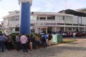 Paga CAPAMA el bono que reclamaban los trabajadores con protesta de “brazos caídos”