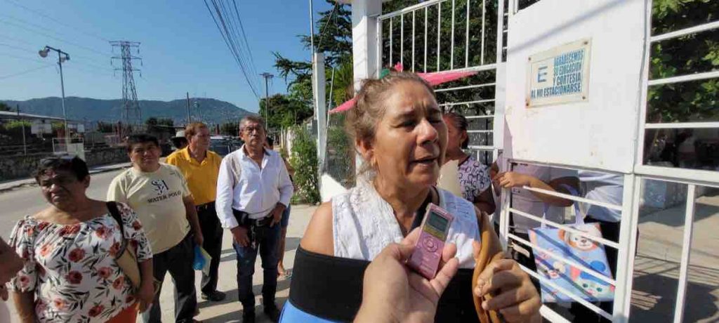 Protestan pacientes del ISSSTE de la Zapata por falta de fármacos y ...