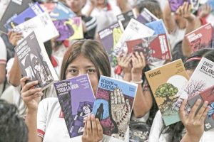 Libros del Fondo de Cultura Económica en la Zapata