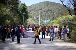 Cortan el agua a la capital para exigir servicios
