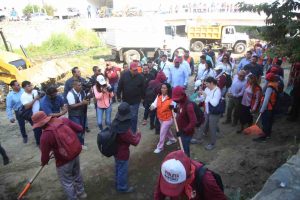 Pide la alcaldesa no arrojar basura a los cauces pluviales para reducir riesgos