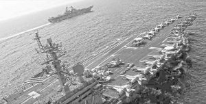 Irán afirma que atacó con misiles el portaaviones estadunidense USS Abraham Lincoln