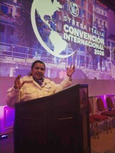 Alumna de la UAG presenta el “Pazómetro” en el Congreso Internacional 50+1 en Italia