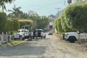 Asesinan a un hombre en Cuajinicuilapa, a otro en Ometepec y a uno más en Coyuca de Catalán