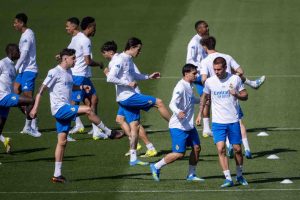 Un Real Madrid dolido invoca al Bernabéu en el Clásico de Europa ante el Bayern Munich