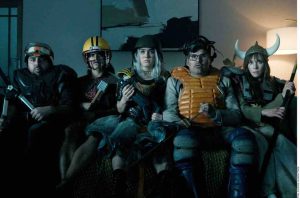 Sam Rockwell viaja al futuro en la comedia negra Buena suerte, diviértete, no mueras