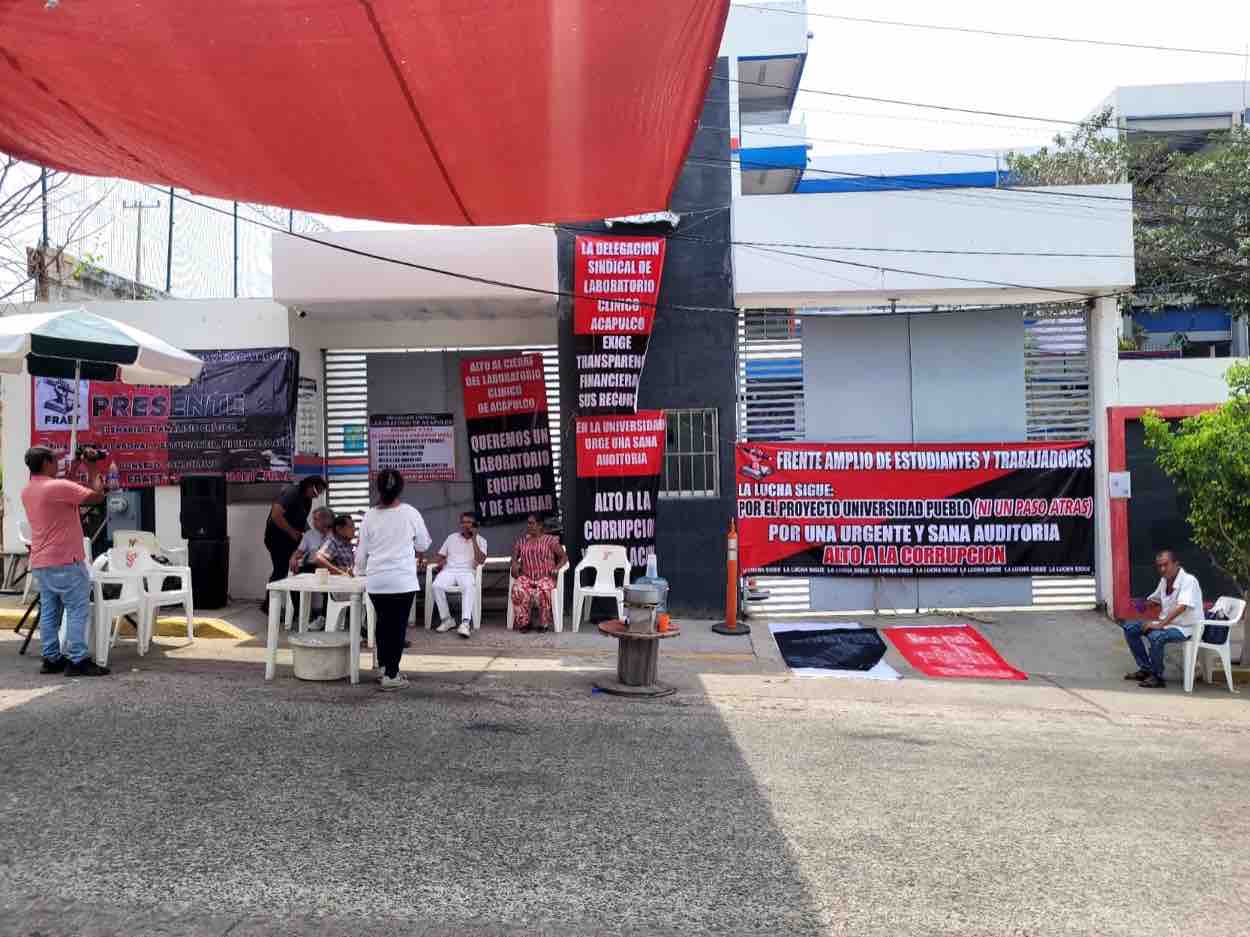 Cierran trabajadores de los laboratorios la Zona Sur de la UAG; exigen ...