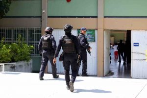 Nuevas amenazas de disparos obligan a la movilización policiaca en escuelas de la capital