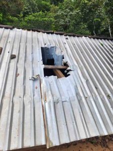 Atacan a balazos y lanzan explosivos con drones a El Charco y Magueyitos, Tecoanapa