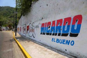 Proliferan pintas en Acapulco de quienes aspiran a las candidaturas de Morena