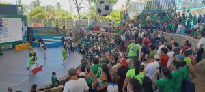 Disfrutan cientos la inauguración del Mundial de futbol y el triunfo en el parque Papagayo