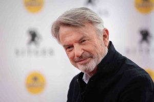 Revelan que el actor Sam Neill luchó contra una neumonía antes de morir este lunes