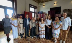 Impulsarán la propuesta del bordado tradicional maya como Patrimonio Cultural Inmaterial de la Humanidad
