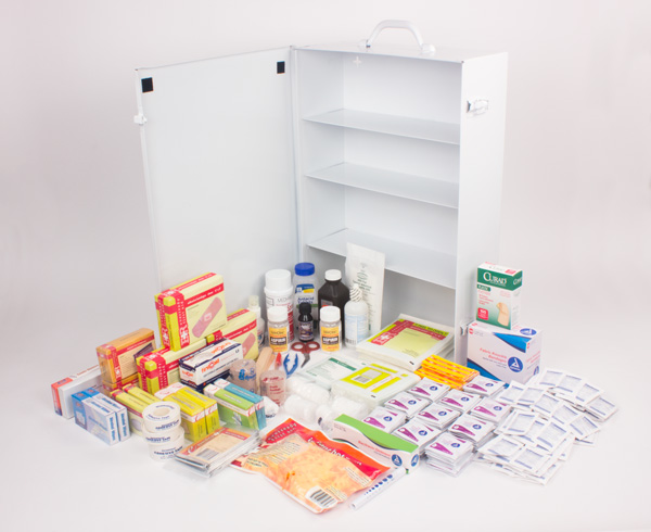 The Portable First Aid and Dispensary Kit < Everready First Aid #389250 
