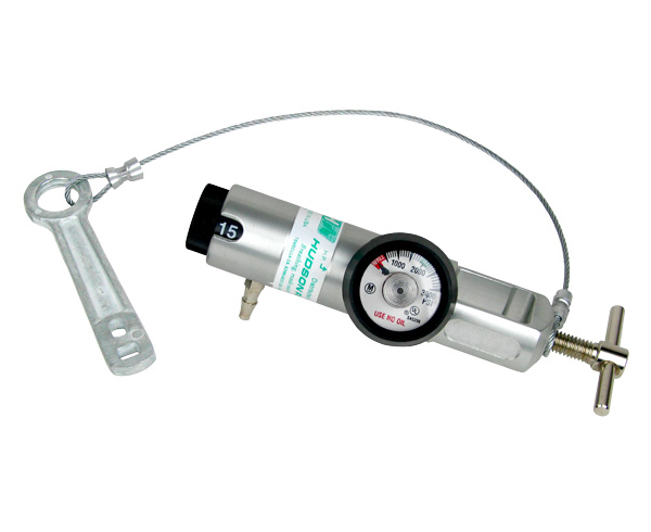 Oxygen Cylinder Wrench w/ Chain, Small < EverDixie #HUD5080CHAIN 