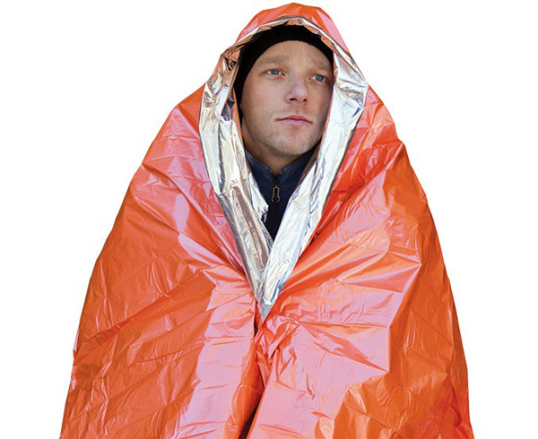 Emergency Blanket < Adventure Medical #0140-1222 